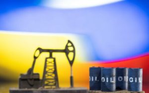 Oil Prices Drop for Second Day, Trump Claims Major Progress in Iran Talks
