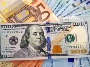 Hopes for Iran Peace Pressure US Dollar